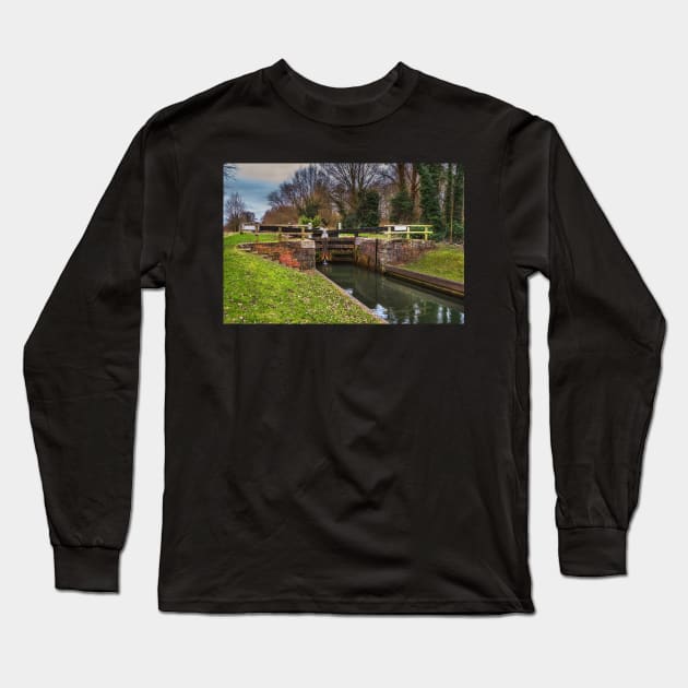 Tyle Mill Lock Long Sleeve T-Shirt by IanWL